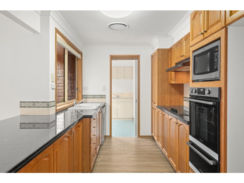 61 Bomaderry Crescent, Glenning Valley NSW 2261