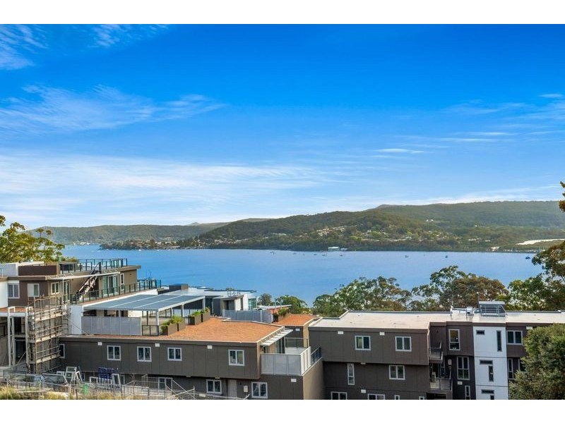 41/91-95 John Whiteway Drive, Gosford NSW 2250