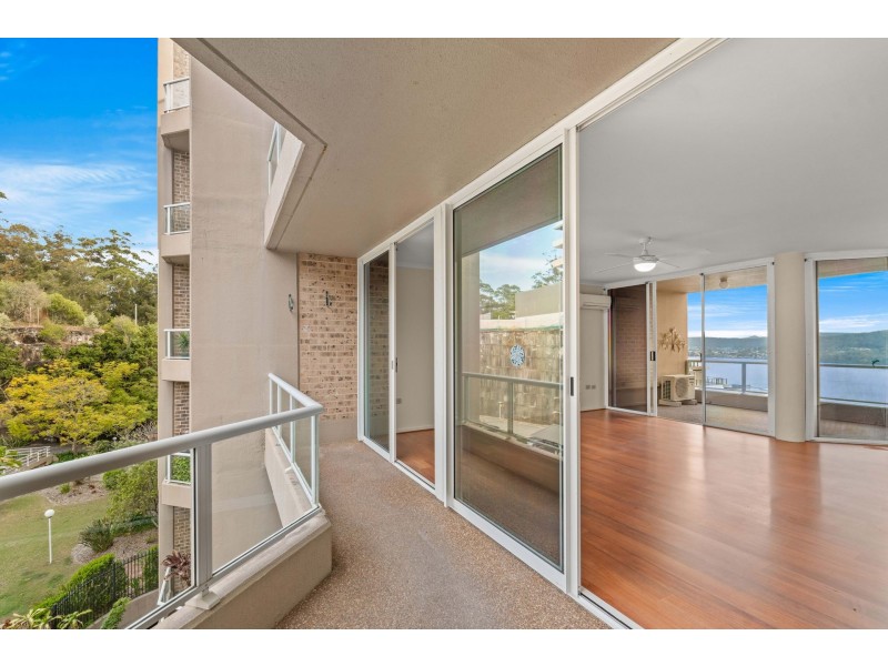 41/91-95 John Whiteway Drive, Gosford NSW 2250