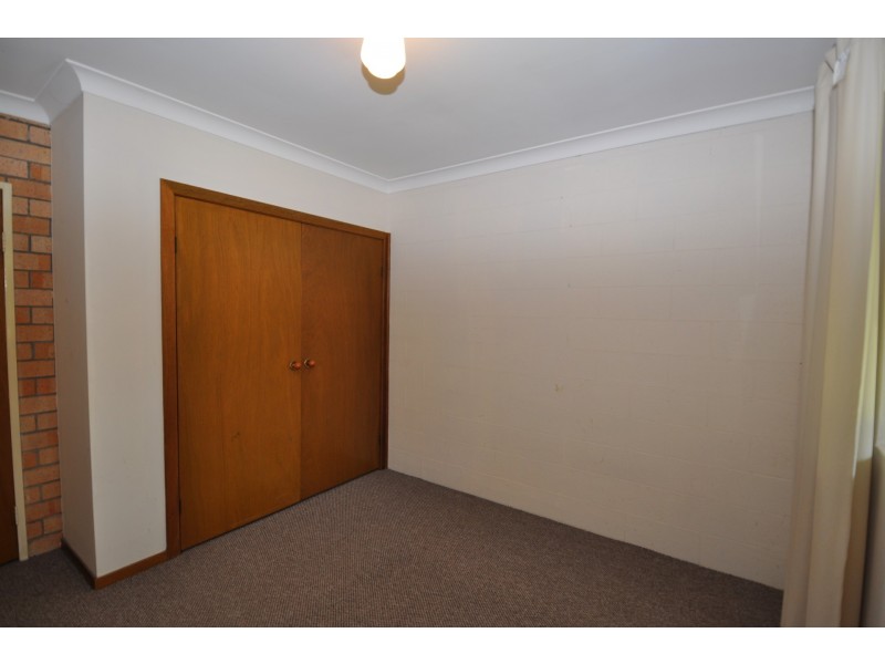 2/14 Pemell Street, Wyoming NSW 2250
