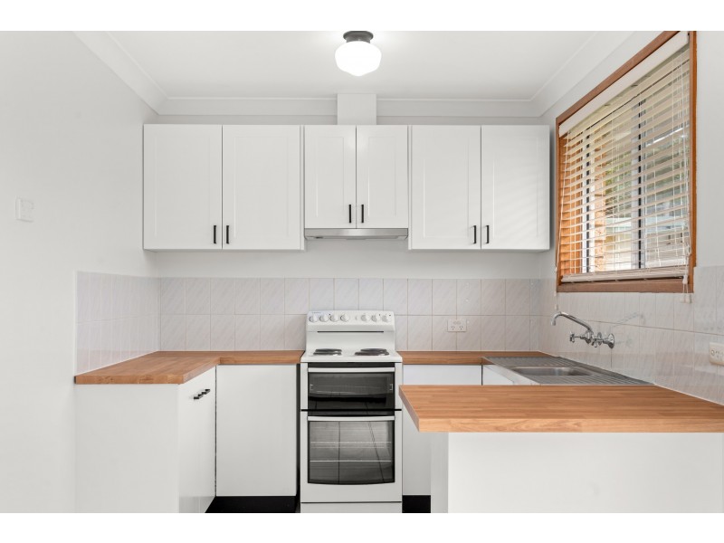 2a Veronica Crescent, Wyoming NSW 2250