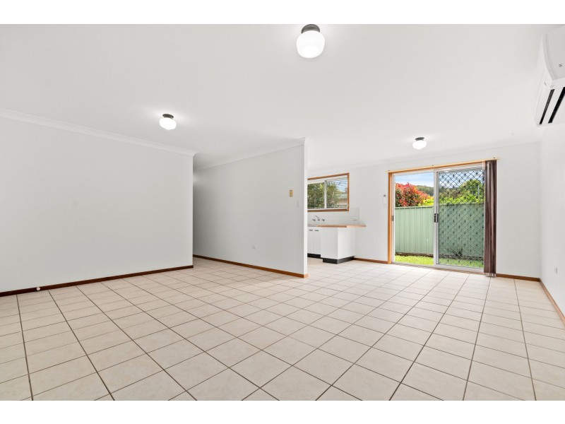 2a Veronica Crescent, Wyoming NSW 2250