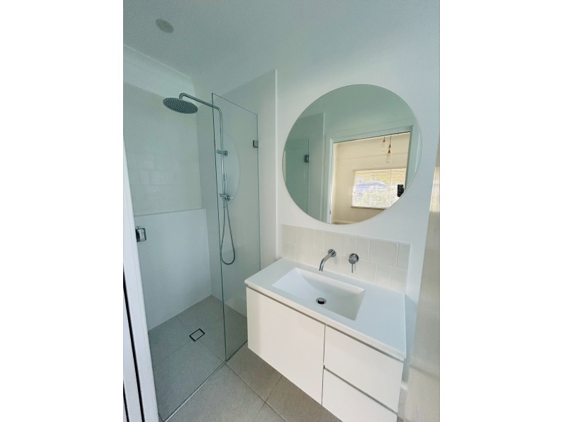 17 Jarrett Street, North Gosford NSW 2250