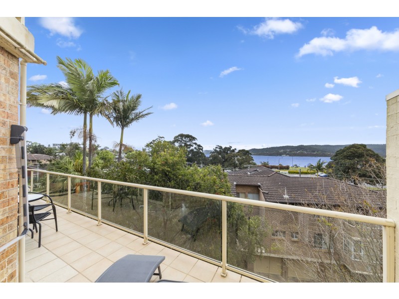 11/2-4 Mulkarra Avenue, Gosford NSW 2250