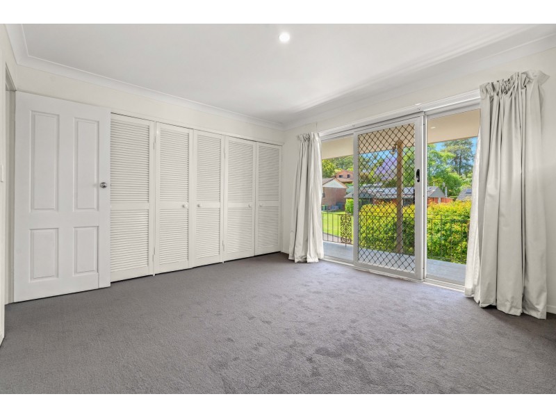 16 Small Street, Wyoming NSW 2250