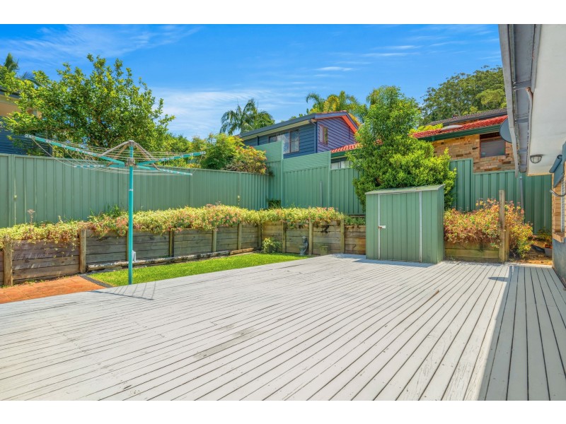 16 Small Street, Wyoming NSW 2250