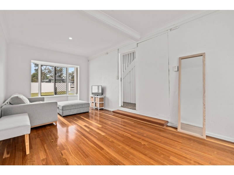 16 Chetwynd Avenue, Berkeley Vale NSW 2261