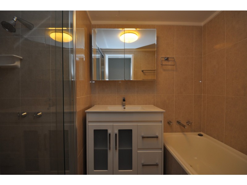 19/1 Manns Street, Gosford NSW 2250