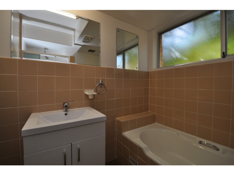 4/42 Frederick Street, Point Frederick NSW 2250