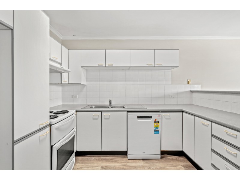 43/91-95 John Whiteway Drive, Gosford NSW 2250