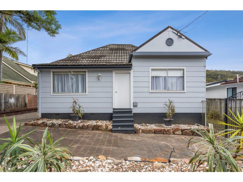 54 Althorp Street, East Gosford NSW 2250