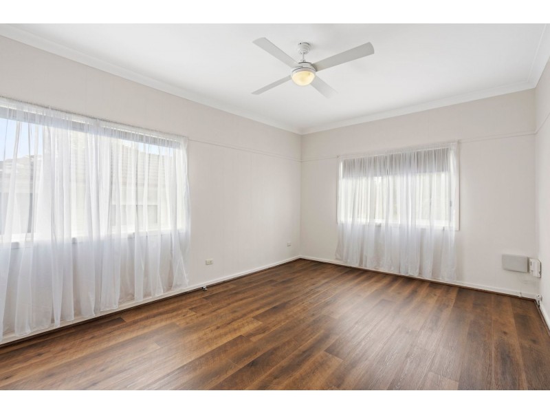 54 Althorp Street, East Gosford NSW 2250