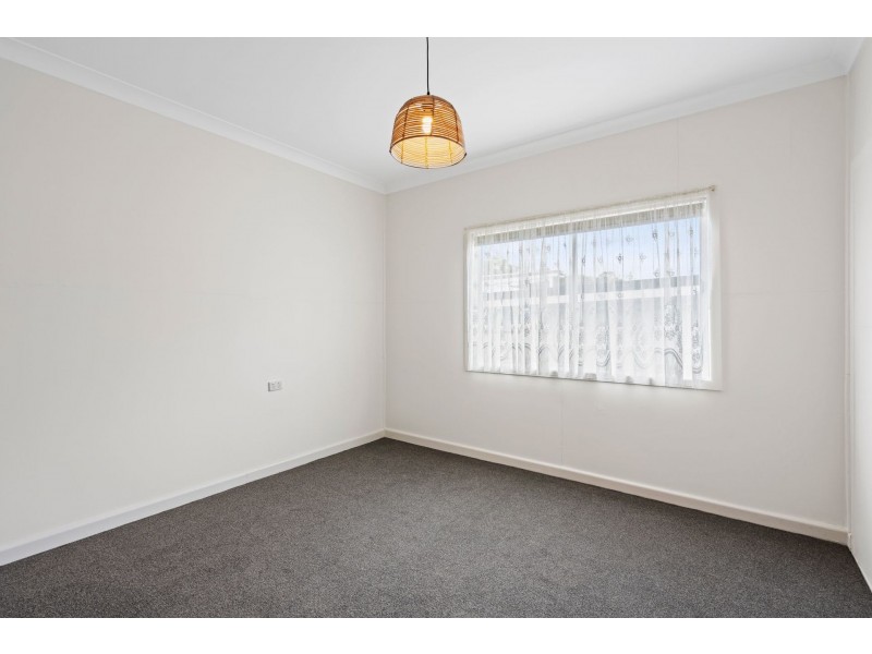 54 Althorp Street, East Gosford NSW 2250