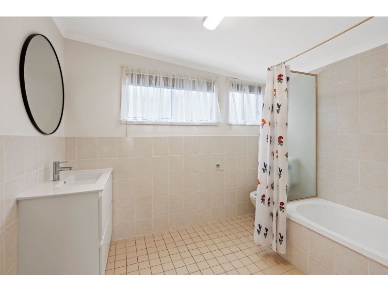 54 Althorp Street, East Gosford NSW 2250