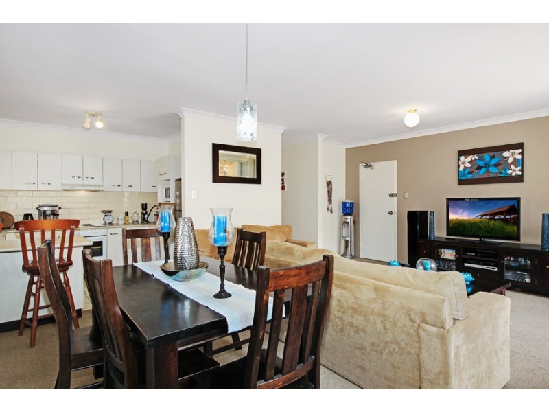 3/170 Gertrude Street, Gosford NSW 2250