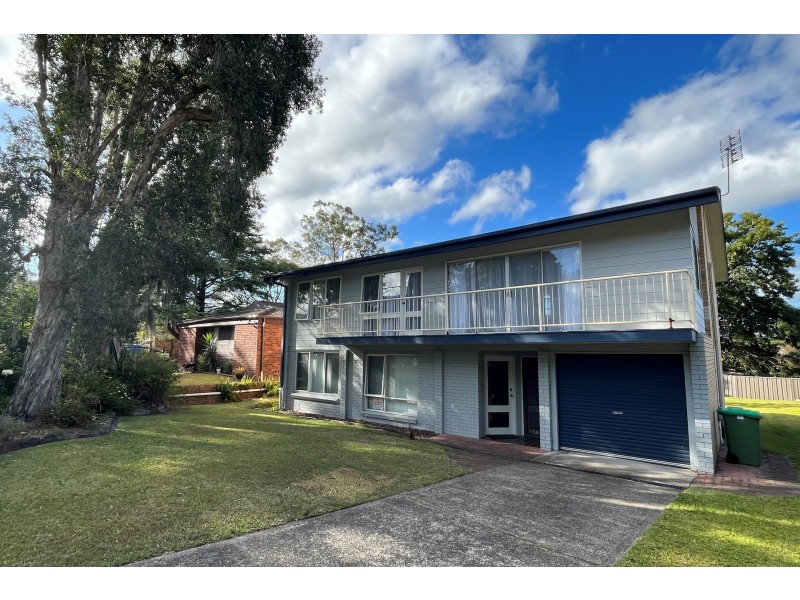 218 Brisbane Water Drive, Point Clare NSW 2250