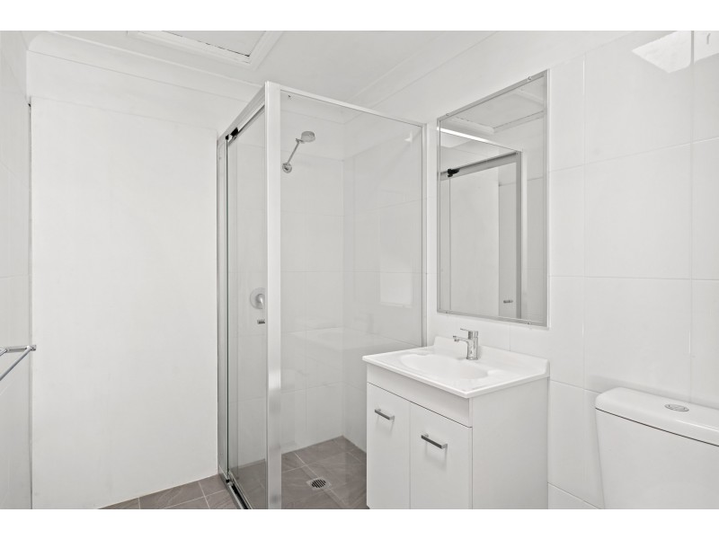 2a Bellbowrie Avenue, Narara NSW 2250