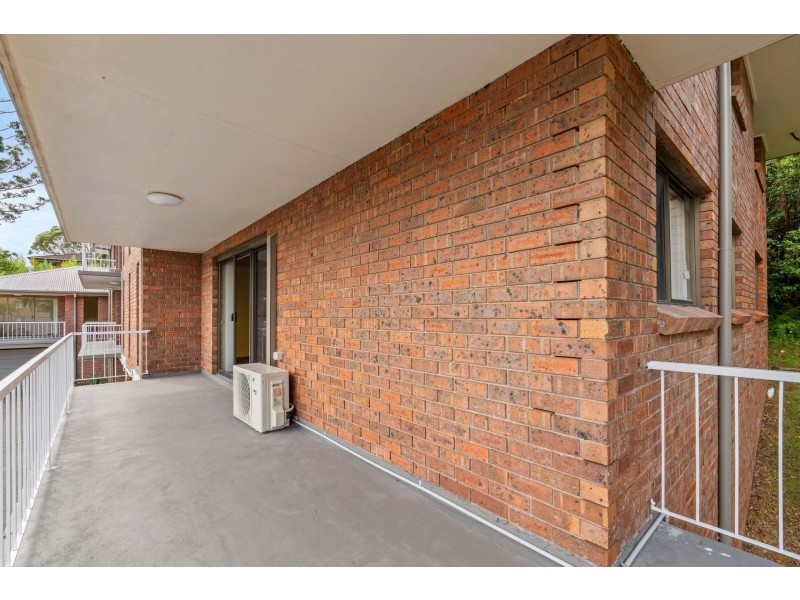 1/144 Faunce Street, Gosford NSW 2250