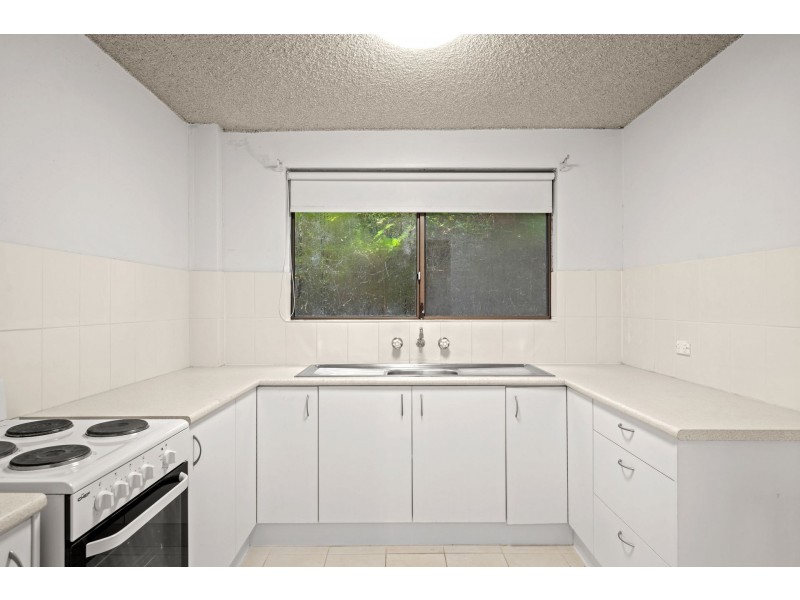 2/144 Faunce Street, Gosford NSW 2250