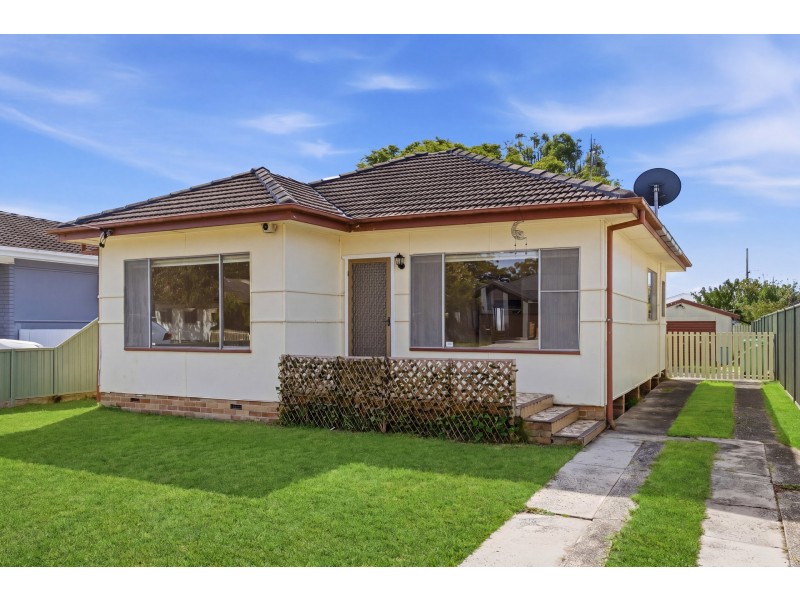 55 Osbourne Avenue Street, Umina Beach NSW 2257