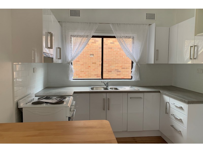 7/4 York Street, Gosford NSW 2250