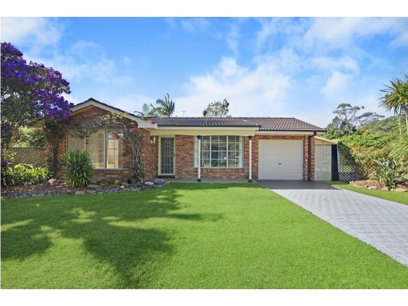 1 Donna Close, Lisarow NSW 2250