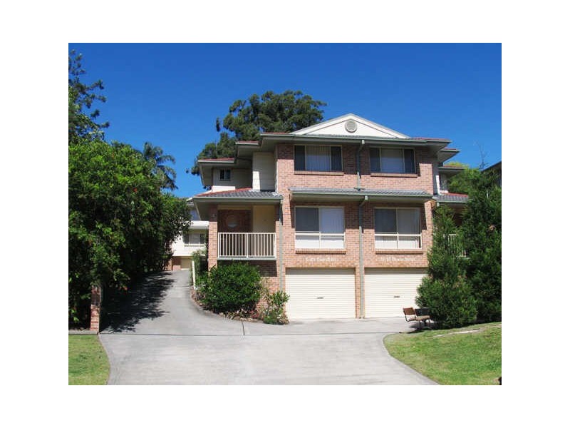 2/53 Beane Street, Gosford NSW 2250