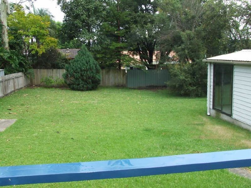 32 Beaumont Avenue, Wyoming NSW 2250