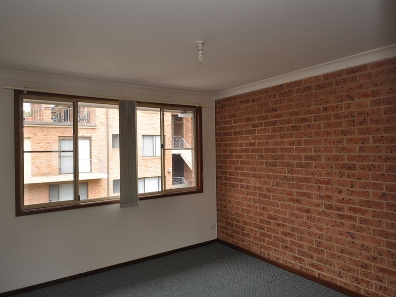 1/56 Showground Road, Gosford NSW 2250