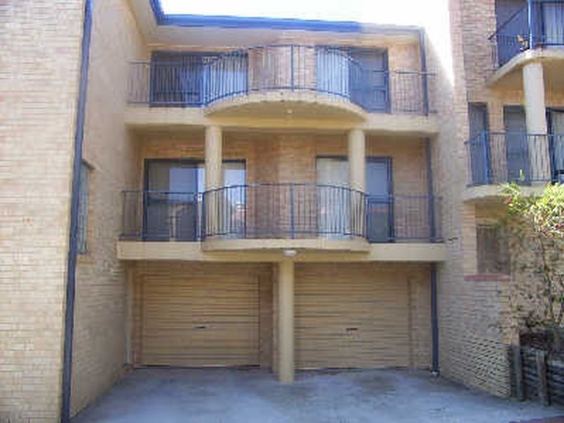 21/29 Central Coast Highway, Gosford NSW 2250