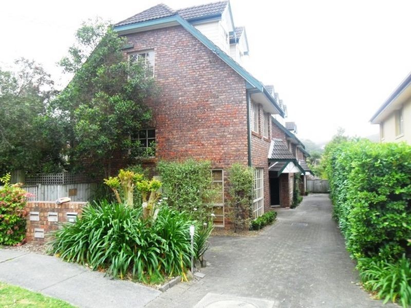 2/12 Duke Street, Point Frederick NSW 2250