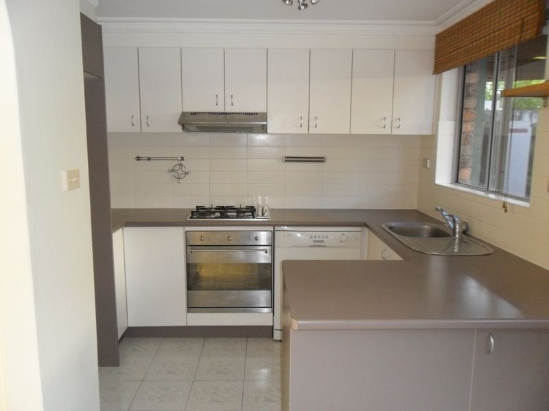 2/12 Duke Street, Point Frederick NSW 2250