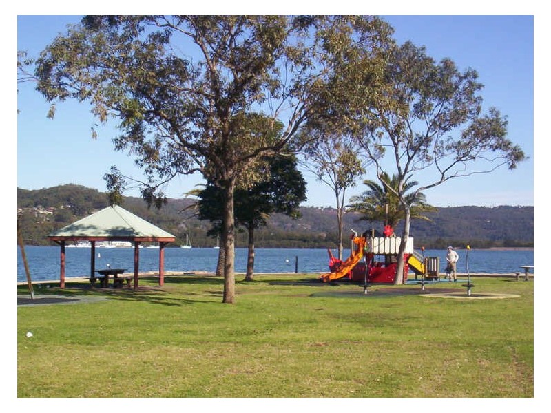 Point Frederick NSW 2250