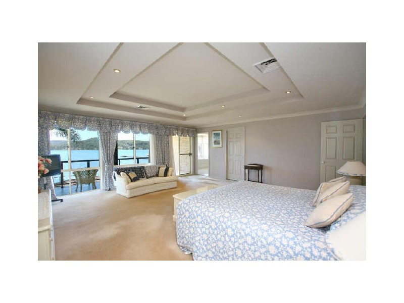 Point Frederick NSW 2250