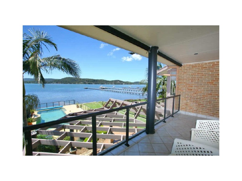 Point Frederick NSW 2250