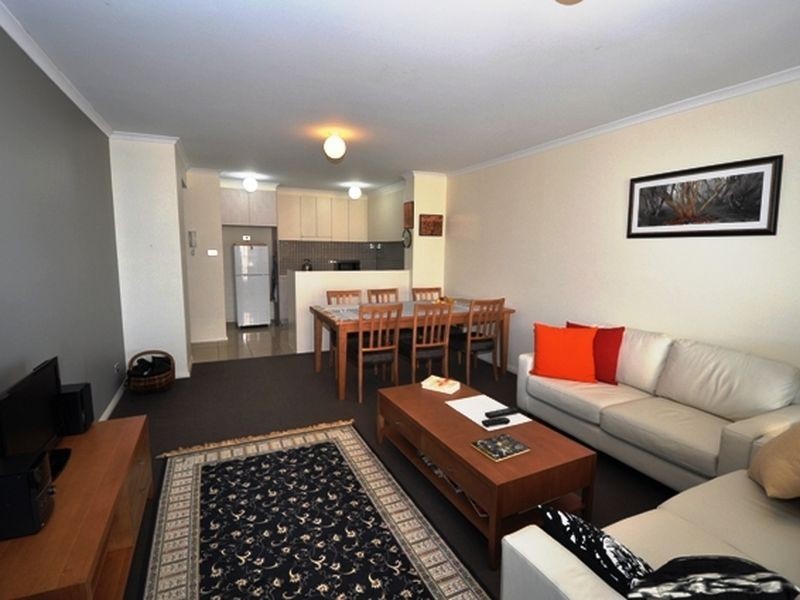 232/80 John Whiteway Drive, Gosford NSW 2250