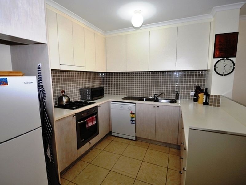 232/80 John Whiteway Drive, Gosford NSW 2250