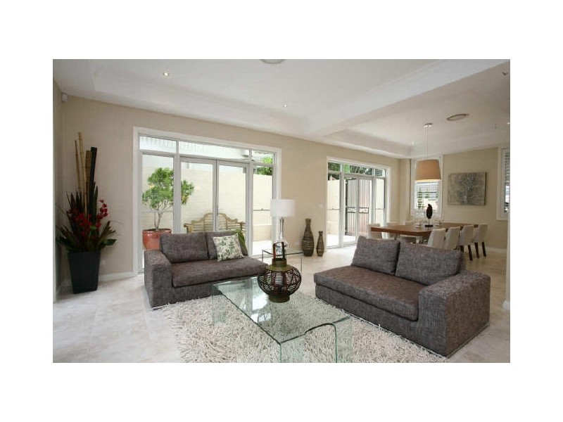 Point Frederick NSW 2250