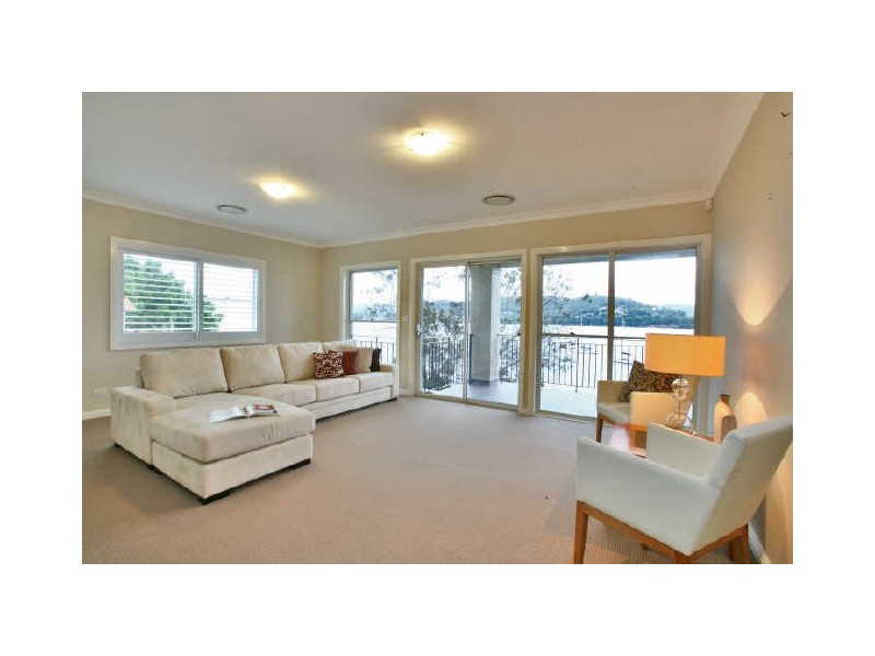 Point Frederick NSW 2250