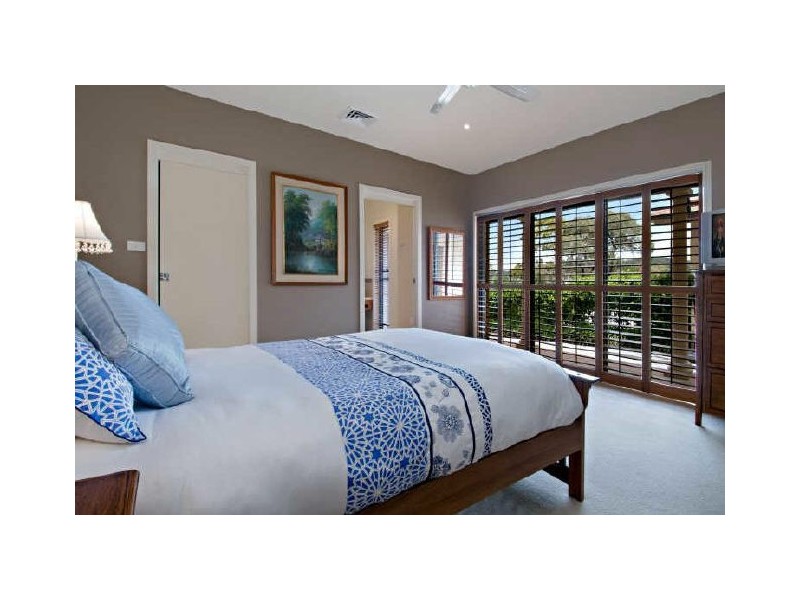 Point Frederick NSW 2250