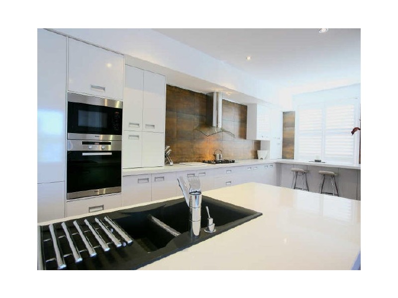 Point Frederick NSW 2250