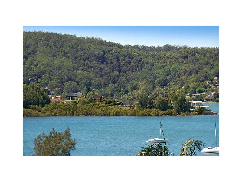 Point Frederick NSW 2250