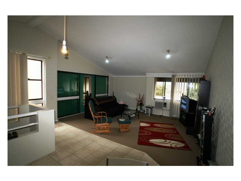 Point Frederick NSW 2250