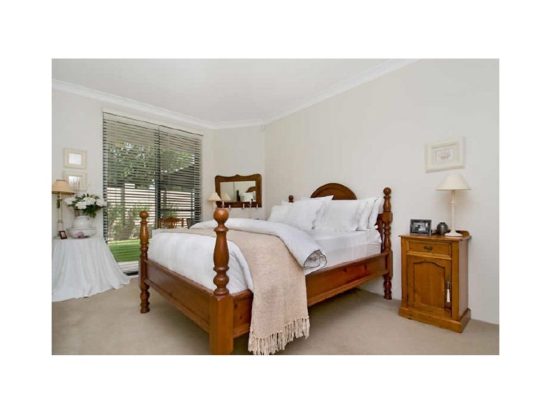 Point Frederick NSW 2250