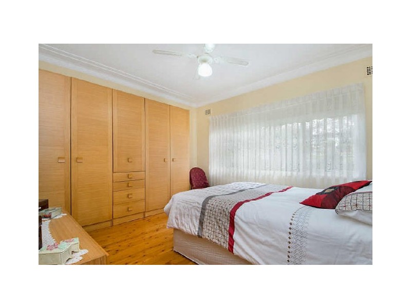 Point Frederick NSW 2250