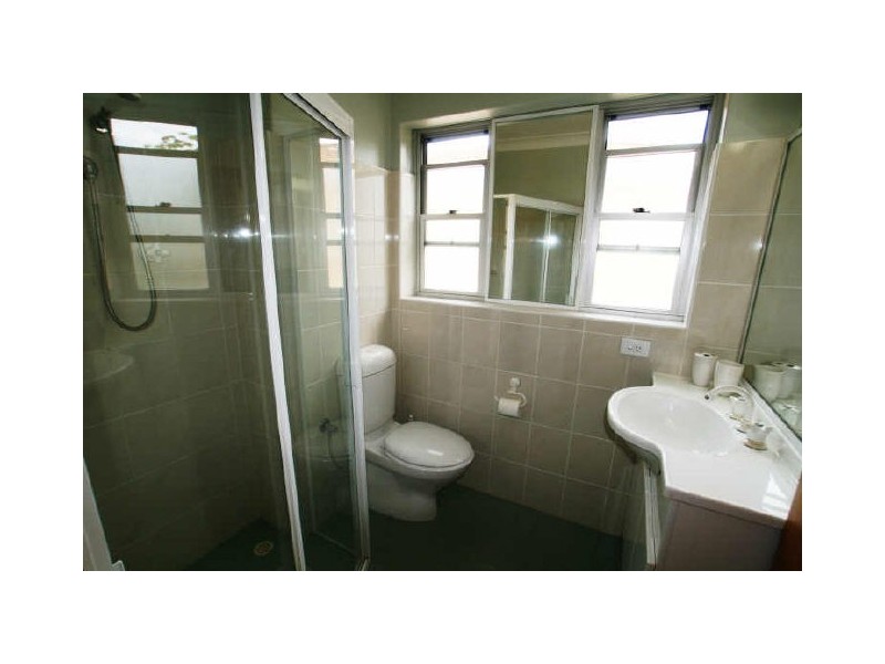 Point Frederick NSW 2250