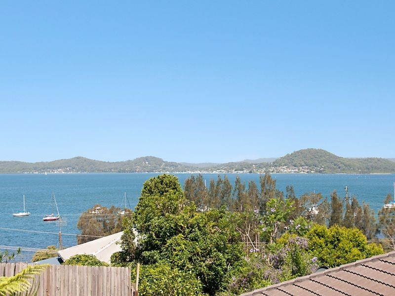 2 Thomas Street, Tascott NSW 2250