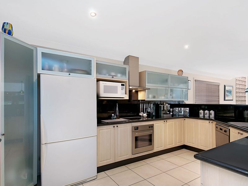 11 Harrison Street, Point Frederick NSW 2250