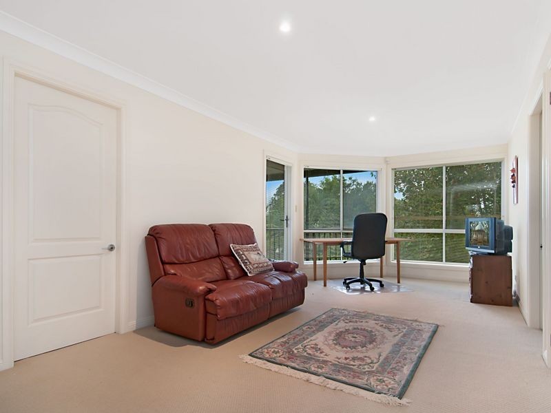 11 Harrison Street, Point Frederick NSW 2250