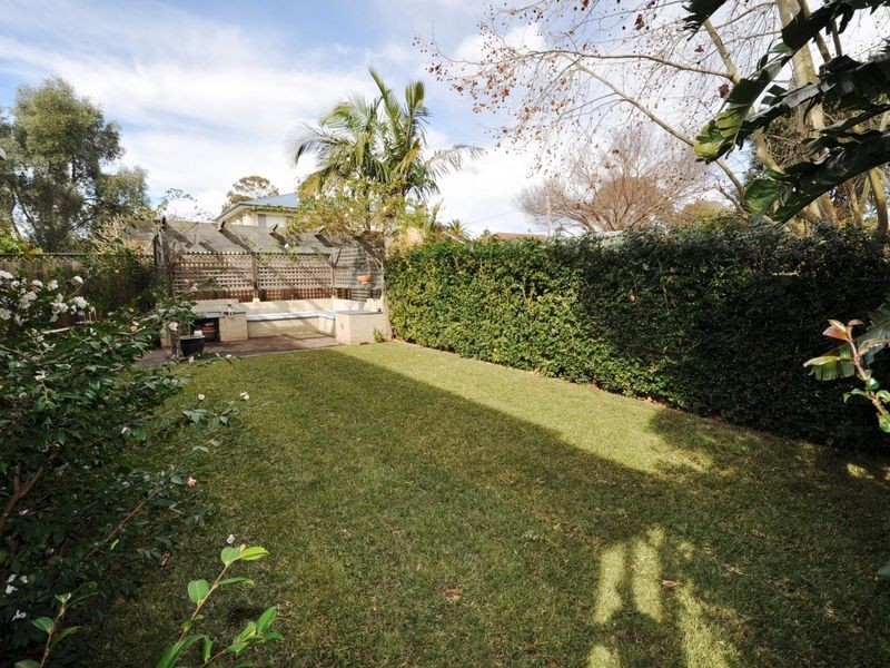 11 Harrison Street, Point Frederick NSW 2250